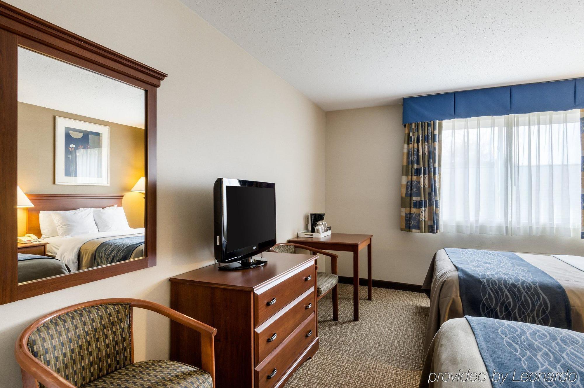 Towneplace Suites By Marriott Hadley Amherst Exterior photo